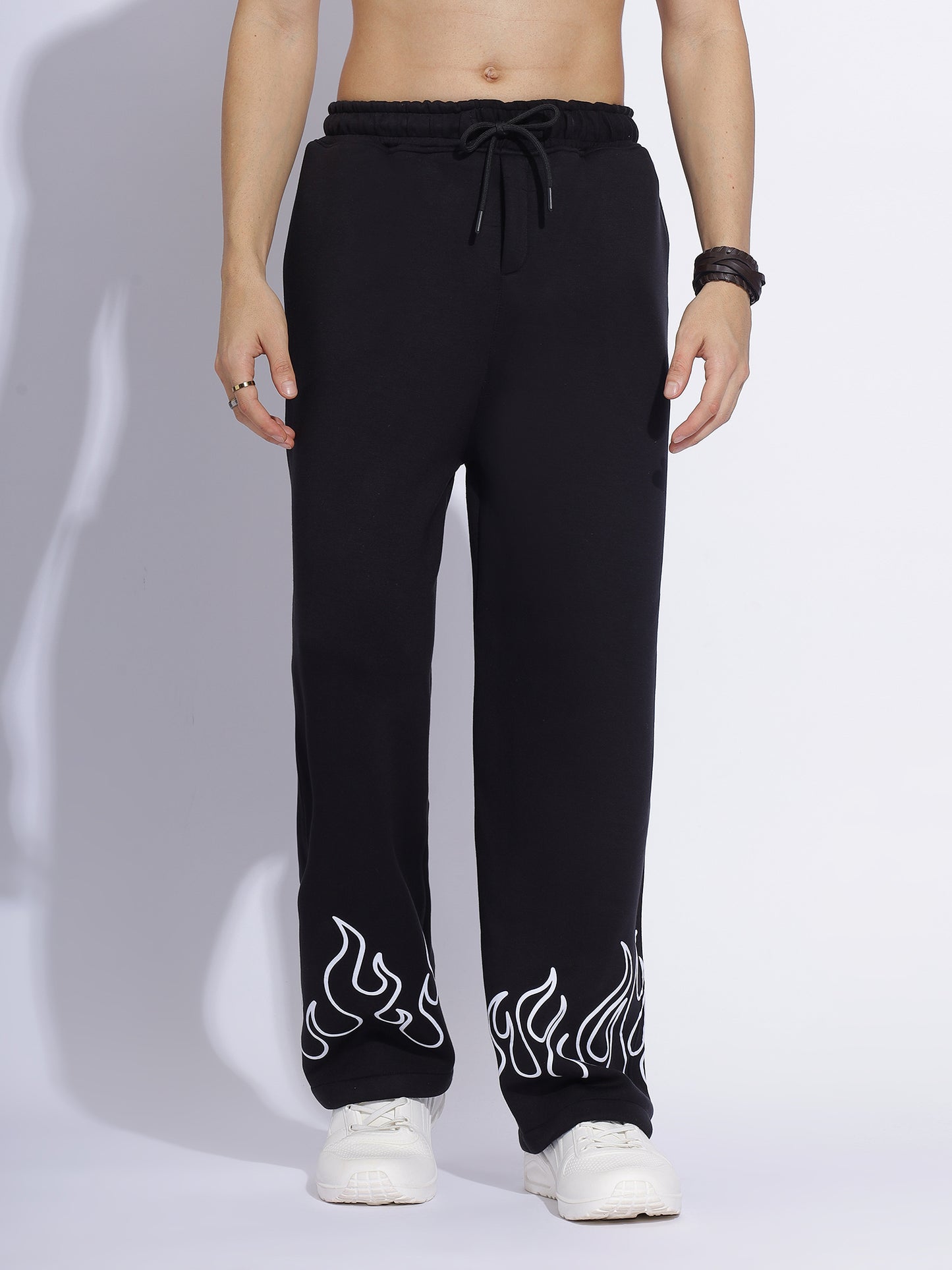 Baggy Flame Trackpants β Bold Streetwear for the Fashion-Forward